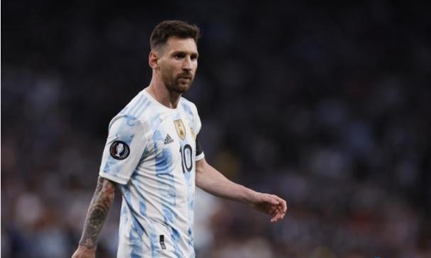 阿莫林：未来想赢欧战的话 B费要做好轮换的准备